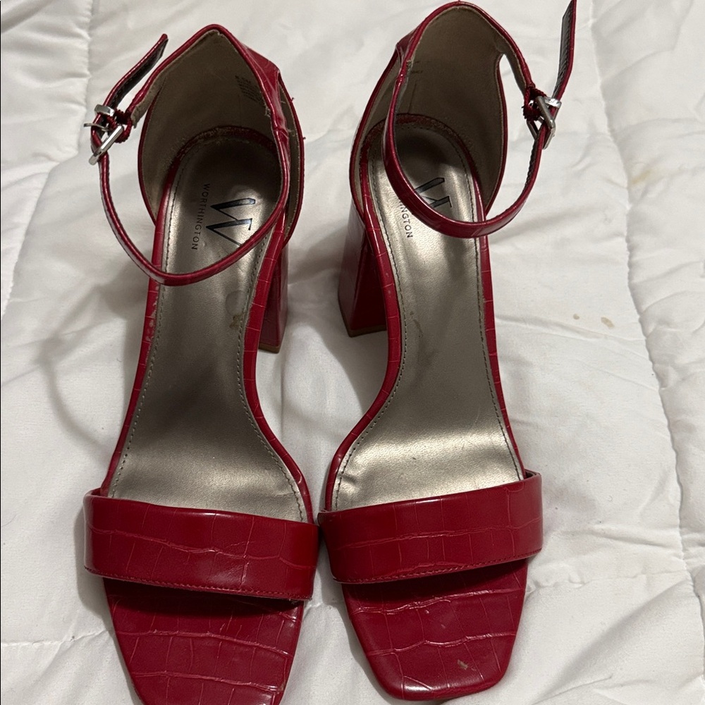 Worthington Women’s Red Sandals